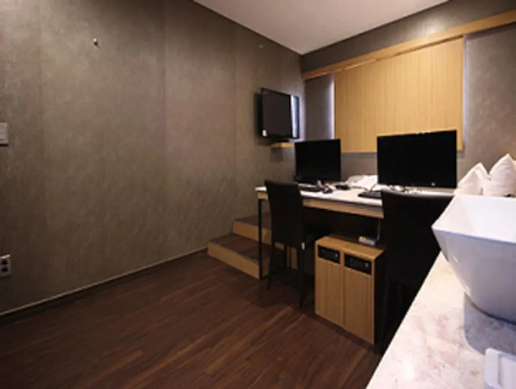 Nampo Comma Hotel Busan South Korea